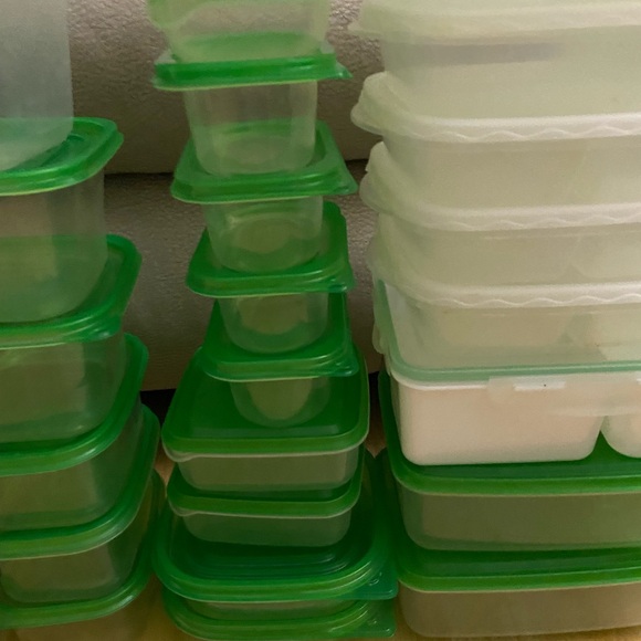 ⭐️Tupperware!⭐️ - Picture 5 of 8